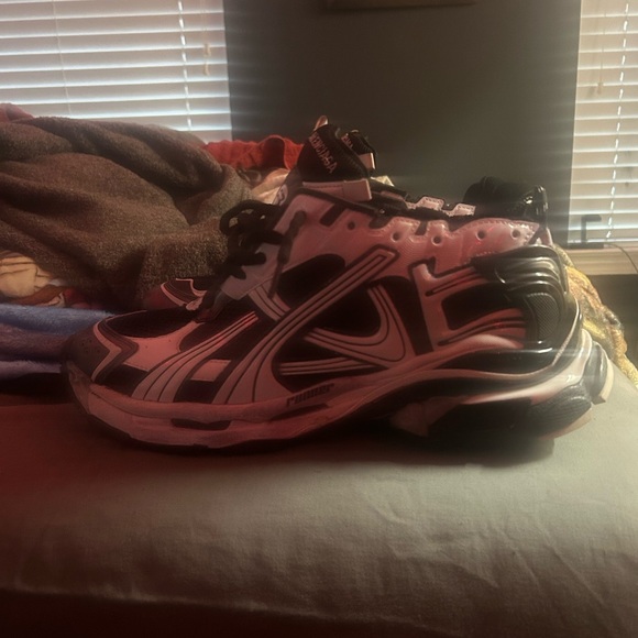 Balenciaga Runner ( white black white) - Picture 1 of 4